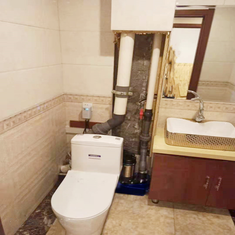 1915555329.jpg 1915555329.jpg