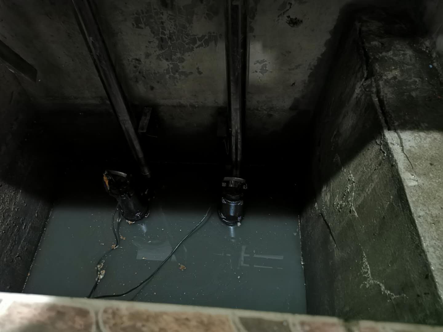 1249284617.jpg 1249284617.jpg